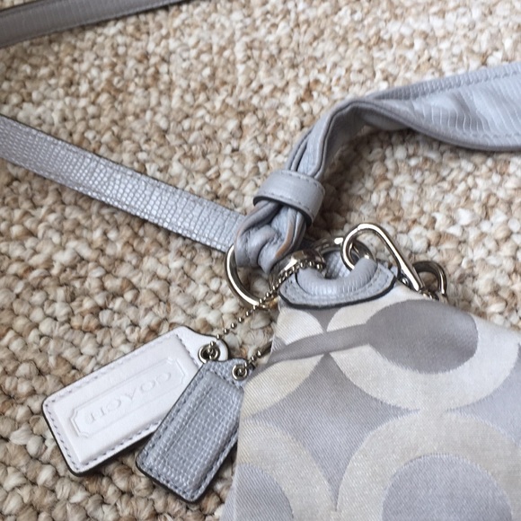 Coach bag - Picture 2 of 5